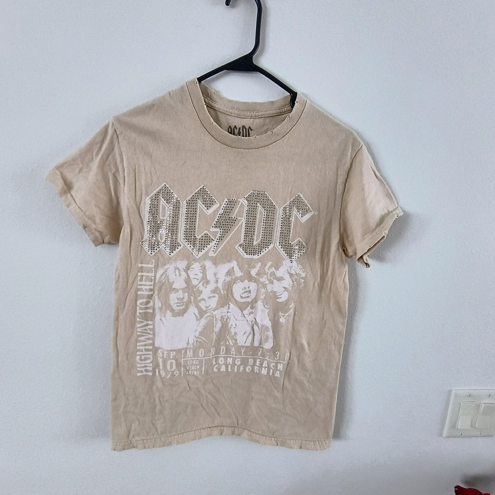 ACDC High Voltage Tour Graphic Band Tee Cropped Rock Shirt Womens Medium